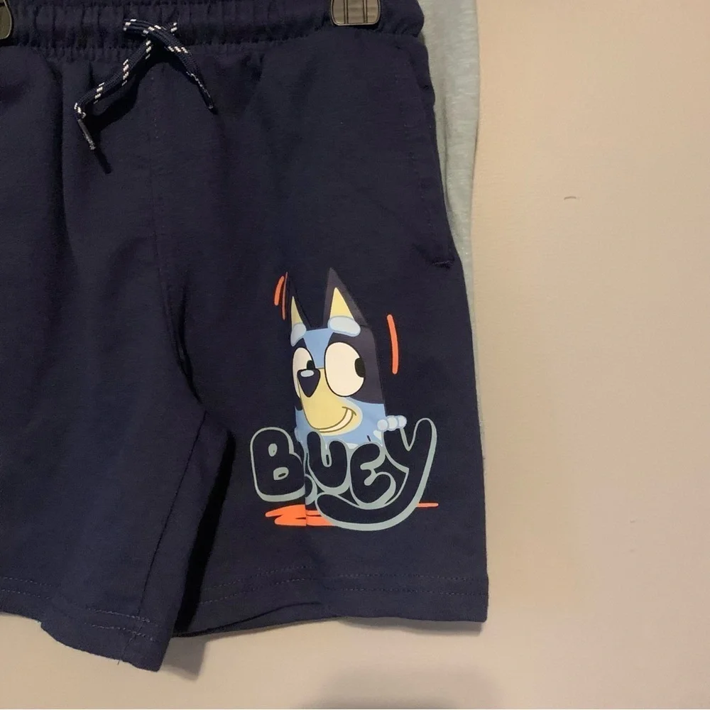 NWT. BLUEY Kids Graphic T-Shirt